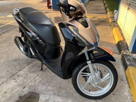 HONDA SH 150i DLX 